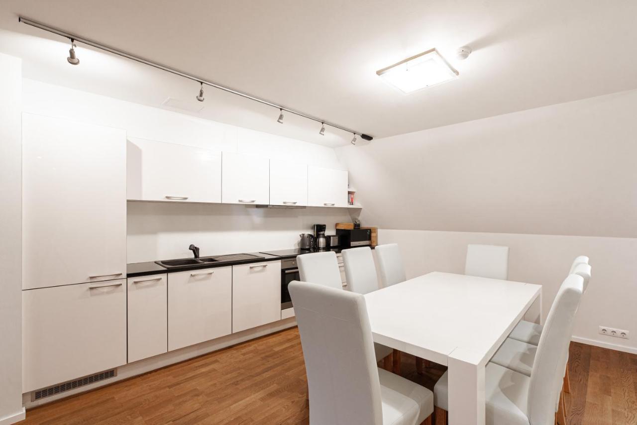Airhome - Raekoja Plats Reval Esterno foto