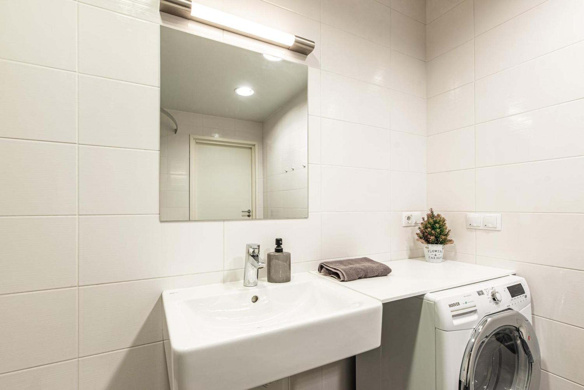 Airhome - Raekoja Plats Reval Esterno foto