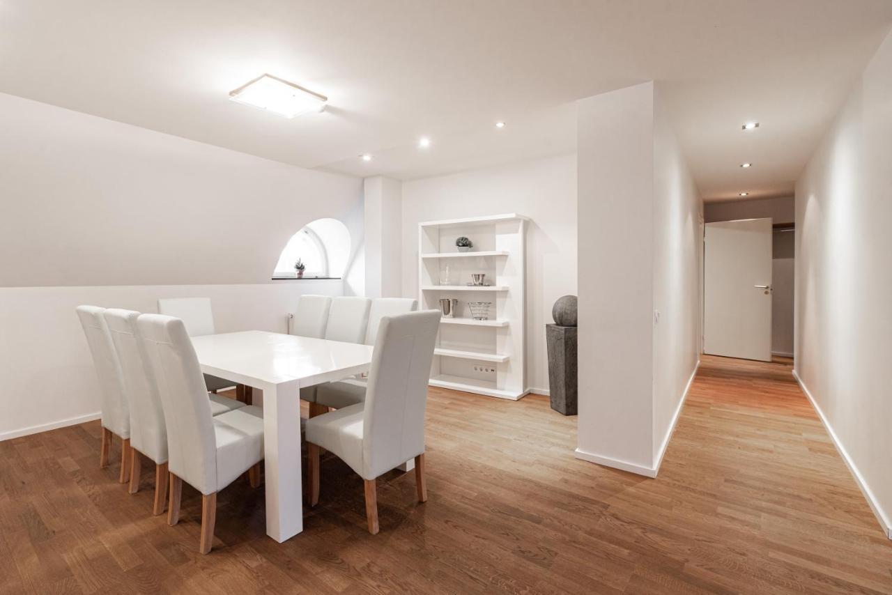 Airhome - Raekoja Plats Reval Esterno foto