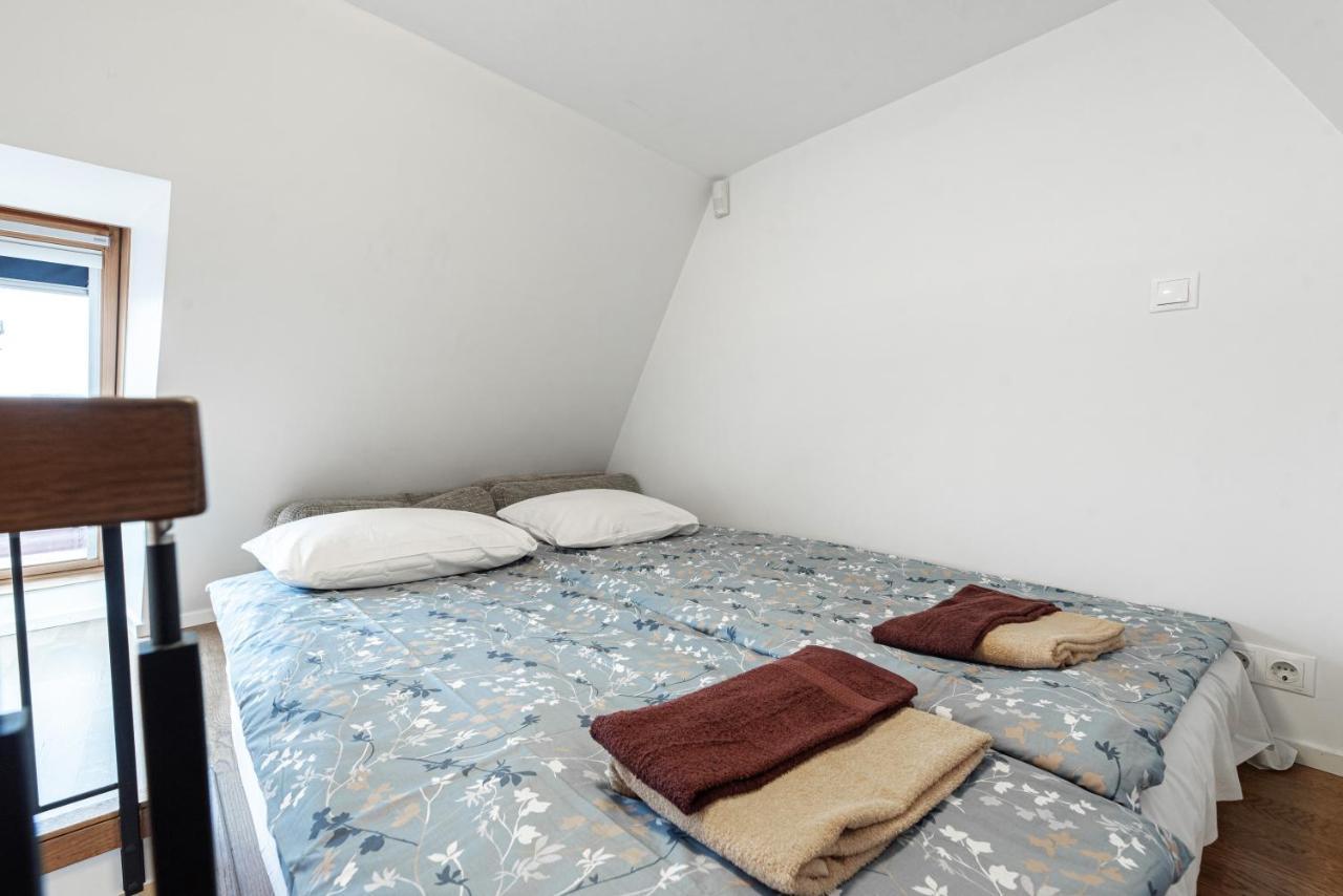 Airhome - Raekoja Plats Reval Esterno foto