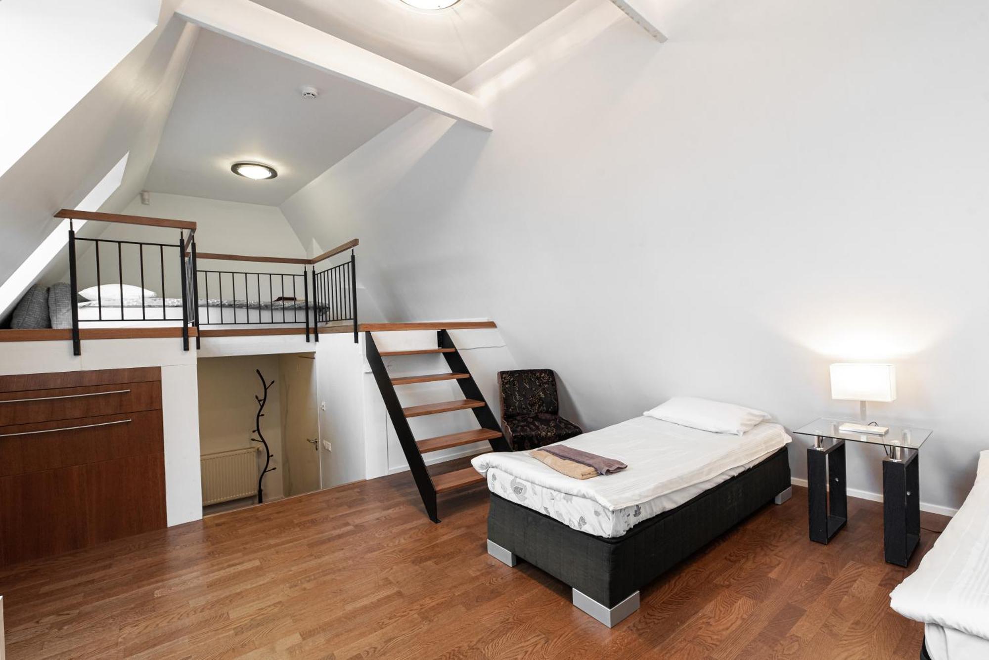 Airhome - Raekoja Plats Reval Esterno foto